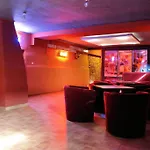 アパートホテル Komoda Club 4*