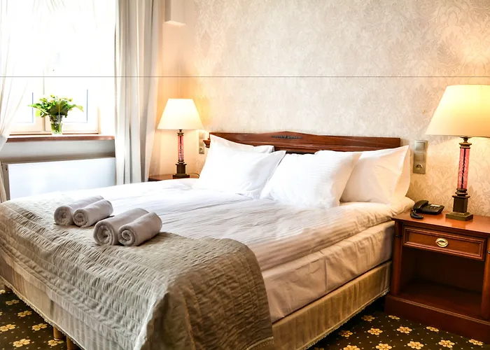 Komoda Club Aparthotel 4*