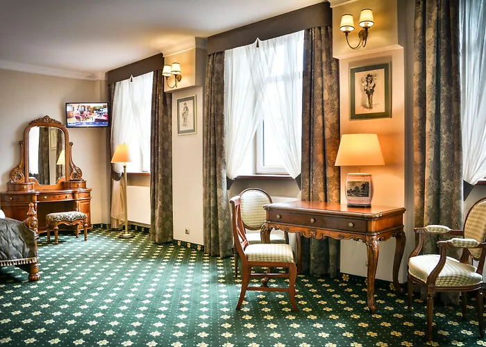 Komoda Club Aparthotel